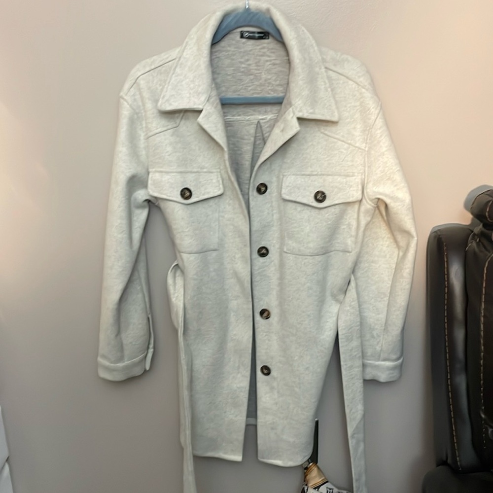 Belted Shacket/jacket - Picture 13 of 14